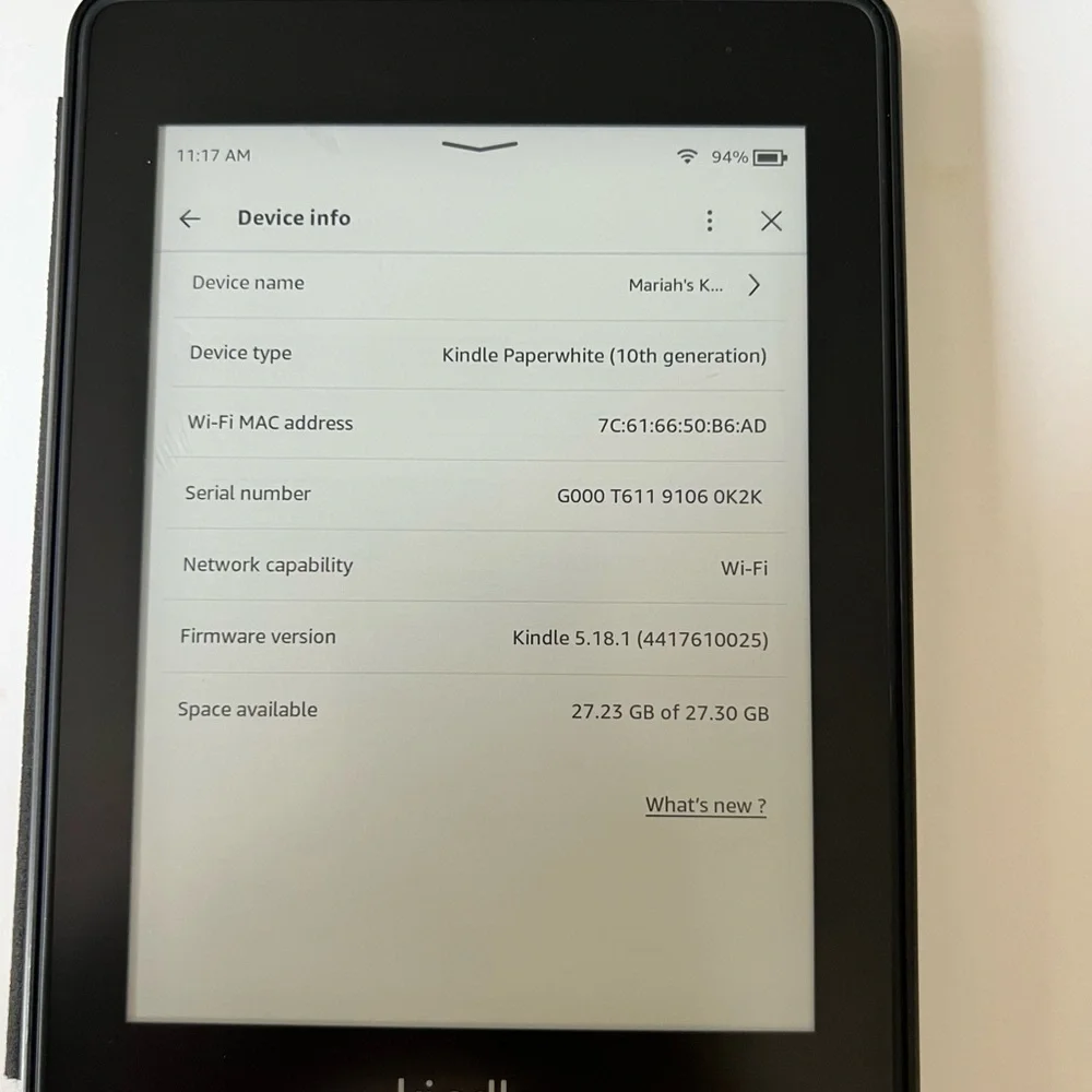 Kindle Paperwhite 10th Generation (+ case)